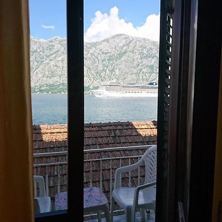 Seaside Apartments And Rooms Kotor Exterior foto